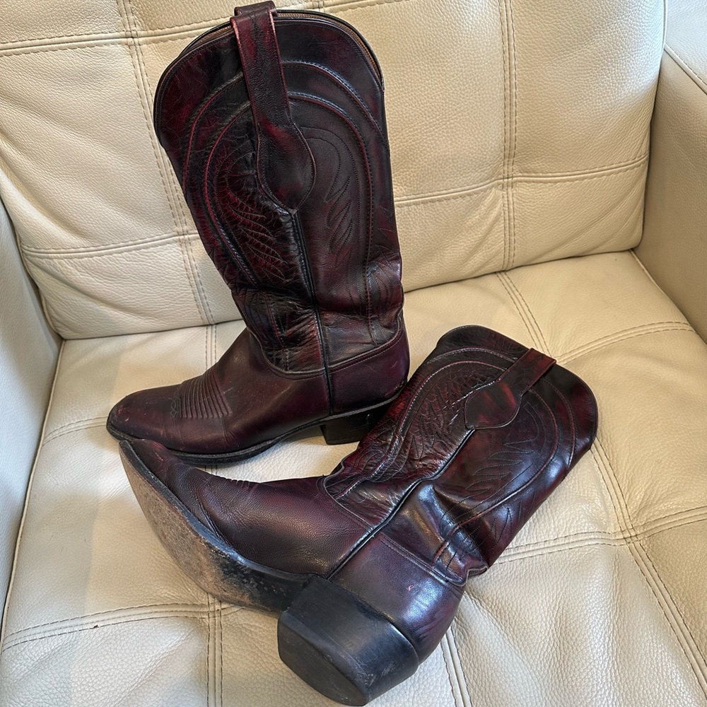 lucchese boots 8.5 men